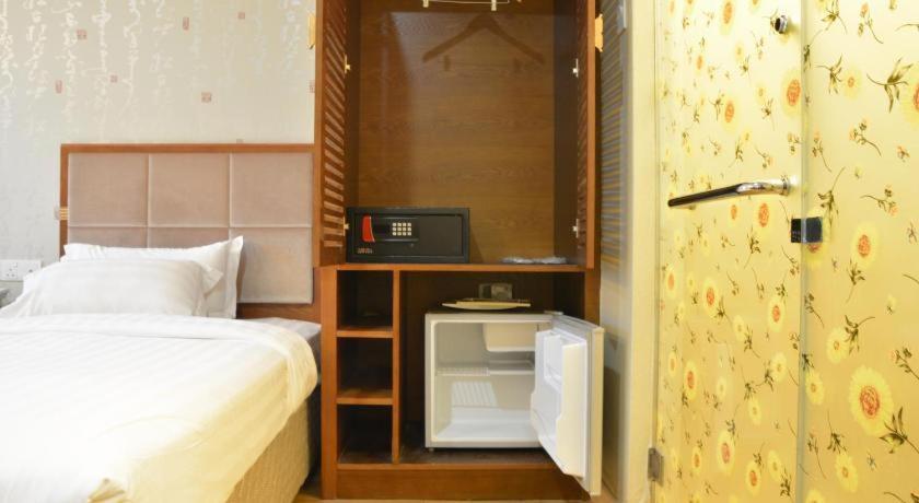 เดอ เรสซิเดนซ์ บูทิก โฮเต็ล Hotel อิโปห์ ภายนอก รูปภาพ