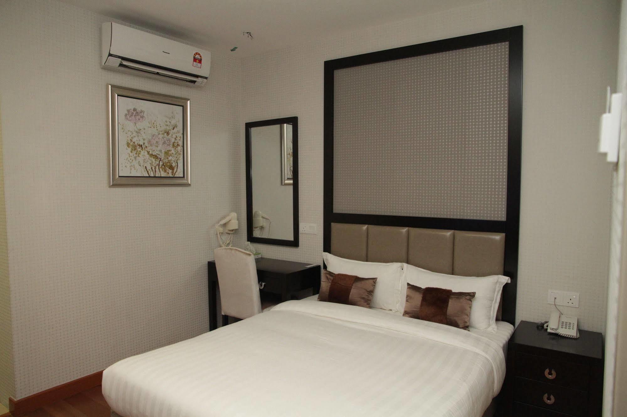 เดอ เรสซิเดนซ์ บูทิก โฮเต็ล Hotel อิโปห์ ภายนอก รูปภาพ