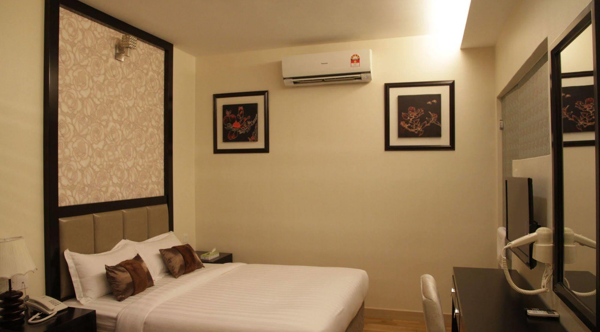 เดอ เรสซิเดนซ์ บูทิก โฮเต็ล Hotel อิโปห์ ภายนอก รูปภาพ